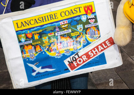 Blackpool, Lancashire, UK 9. Februar 2016. Die Entscheidung, Shale Gas Bohren- oder Fracking ist bei dieser Anhörung in Blackpool entschieden werden. Energie Firma Cuadrilla ist die Weigerung des Rates zum Fracking an zwei Standorten in Plumpton & Roseacre Woods erlauben ansprechend.  Das Verfahren ermöglicht der Secretary Of State zu entscheiden, das Ergebnis nach der Beschwerde statt einer Planung Revisor wird zum Einsatz.  WS-Credit: Cernan Elias/Alamy Live-Nachrichten Stockfoto