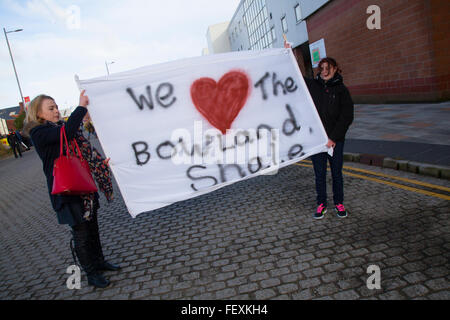 Blackpool, Lancashire, Großbritannien, 9. Februar, 2016. Die Entscheidung über die Genehmigung Shale Gas bohren - oder fracking ist bei dieser Anhörung in Blackpool entschieden werden. Energie Firma Cuadrilla attraktiv ist die Weigerung des Rates, damit Fracking auf zwei Standorte in Plumpton & Roseacre Woods. Das Verfahren, mit dem der Staatssekretär das Ergebnis zu entscheiden, nach der Berufung nach zwei erdstöße im Jahr 2011 Menschen in der Region sind über die umstrittenen Pläne für Shale Gas Exploration besorgt. Stockfoto