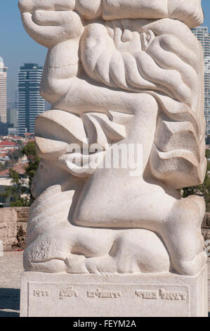 Israel, alte Stadt Jaffa Statue des Glaubens (AKA Carved Stone Tür) durch Daniel Kafri, Abrasha Summit Park (Gan Hapisga), Anlage Stockfoto