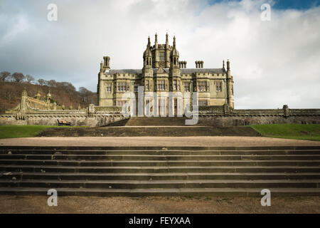 Margam Schloss ist ein großen viktorianischen Landhaus, in Margam, Port Talbot, Wales, für Christopher Rice Mansel Talbot gebaut. Stockfoto