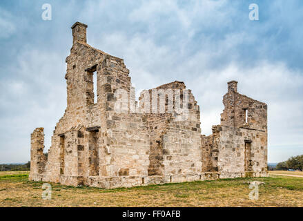 Kommandierender Offizier Viertel ruiniert Gebäude am Fort McKavett State Historic Site in Fort McKavett, Texas, USA Stockfoto