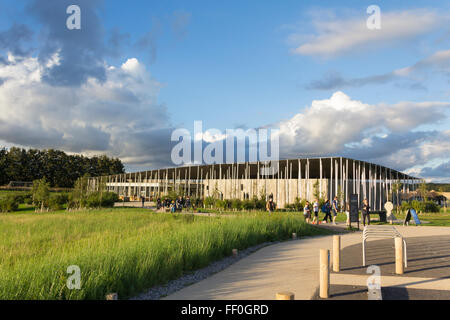 Besucherzentrum außen an den antiken Ruinen von Stonehenge, Wiltshire. Zentrum, kostet £27 M wurde im Dezember 2013 eröffnet. Stockfoto