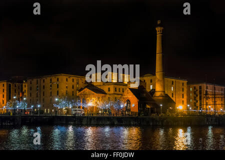 Albert Dock bei Nacht Liverpool England UK Stockfoto