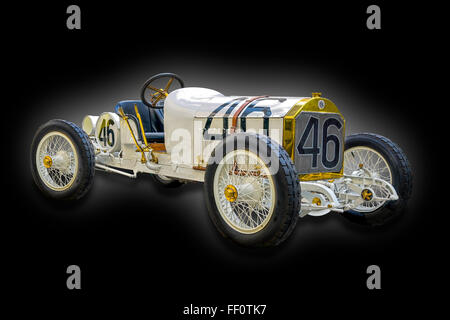Ein Studio Stil Bild von einem frühen 1900 Messing Ära Benz Indianapolis Rennwagen Stockfoto