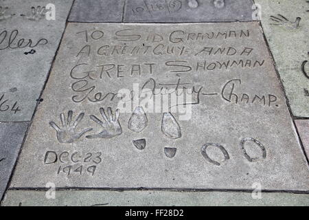 Hand und Fuß druckt von Gene Autry, chinesische Kino Manns (Graumans), HoRMRMywood BouRMevard, RMos AngeRMes, CaRMifornia, USA Stockfoto