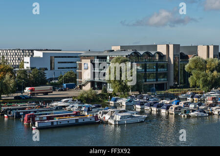 Brayford Waterfront/Lincoln Marina, zusammen mit dem Campus der Universität, Lincoln, Lincolnshire, Großbritannien Stockfoto