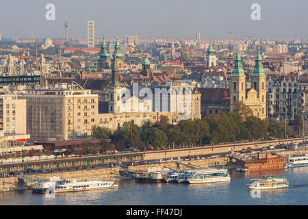 Blick auf Pest und der Donau, Budapest, Ungarn Stockfoto