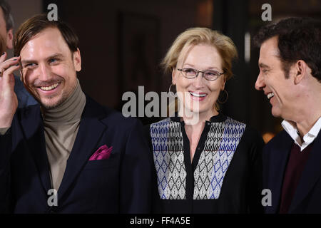 Berlin, Deutschland. 10. Februar 2016. 66. Internationalen Filmfestspiele in Berlin, Deutschland, 10. Februar 2016. Die internationale Jury, darunter Lars Eidinger (L-R), Meryl Streep und Clive Owen. Die Berlinale läuft vom 11. Februar bis 21. Februar 2016. Foto: JENS KALAENE/Dpa/Alamy Live News Stockfoto