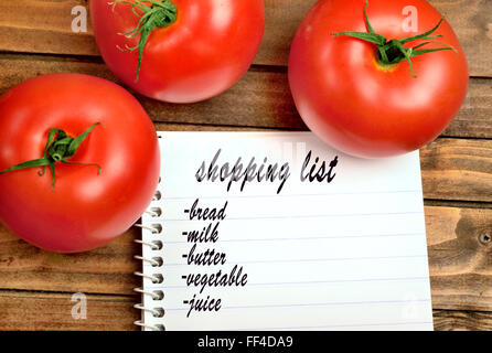 Shopping Liste Wörter auf notebook Stockfoto