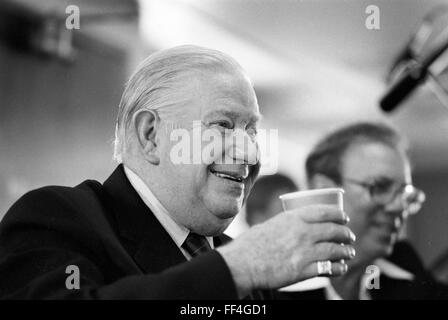 Wild Bill Davison, Kornettist, bei einem Konzert im Rahmen des 1982 Kool Jazz Festival gegeben. Dieses Ereignis war "Jazz on the Hudson" und fand auf einem Boot Kreisen Manhattan. Stockfoto