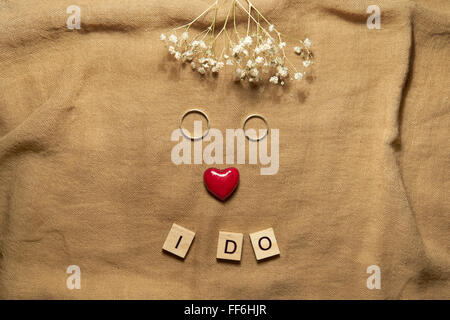 Holzbuchstaben Rechtschreibung, was ich tun Stockfoto