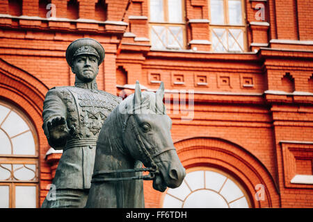 Moskau, Russland - 23. Mai 2015: Nahaufnahme von Denkmal für Marschall Georgy Zhukov auf dem Roten Platz in Moskau, Russland Stockfoto