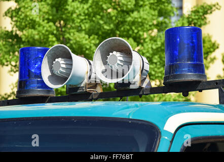 Sirene und Lichter des Polizeiautos Stockfoto