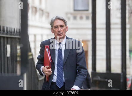 Philip Hammond, Staatssekretär für auswärtige und Commonwealth-Angelegenheiten, kommt in der Downing Street für eine Kabinettssitzung. Stockfoto