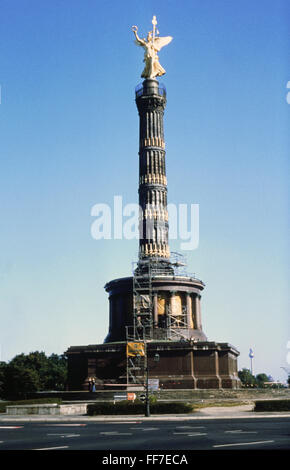 Geographie / Reisen, Deutschland, Berlin, Denkmäler, Triumphsäule, erbaut 1873, entworfen von Johann Heinrich Strack, Siegesgöttin von Friedrich Drake, 1980er Jahre, Additional-Rights-Clearences-not available Stockfoto