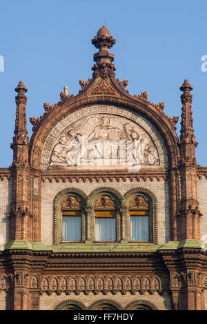 Detail eines Twin Klotild Paläste in Pest, Budapest, Ungarn Stockfoto