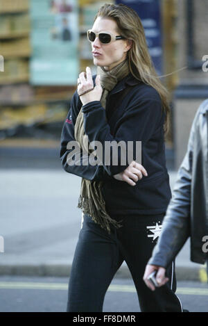 Brooke Shields unterwegs einkaufen im Londoner West End 11 Bilder (Kredit Bild © Jack Ludlam) Stockfoto