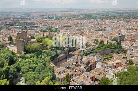 Spanien, Granada - der Ausblick über die Stadt von Alhambra-Festung. Stockfoto