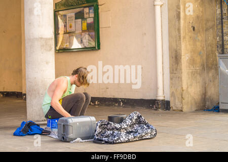 Straßenmusiker in der Stadt Winchester, Hampshire Stockfoto