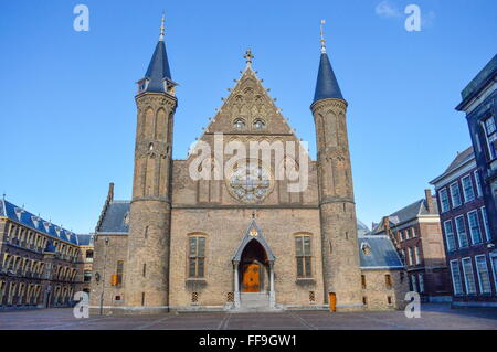 Den Haag, Niederlande-19. September 2015: The Binnenhof Gebäude in Den Haag. Binnenhof ist ein Komplex von Gebäuden in der c Stockfoto