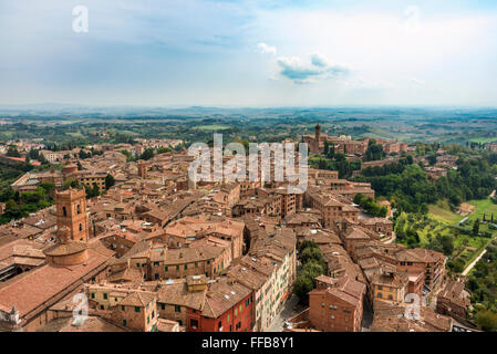 Blick über das historische Zentrum, Siena, Toskana, Italien Stockfoto