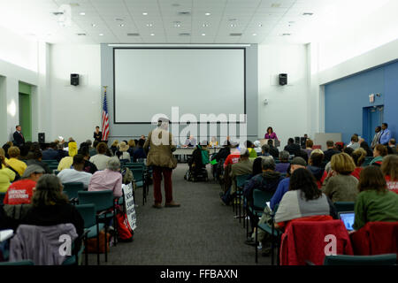 Gesamtansicht des 19. November 2015 Schule Reformkommission Marathon Aktion treffen im Schulbezirk Philadelphia Hauptsitz. Stockfoto
