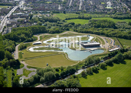 Eine Luftaufnahme von Lee Valley White Water Centre, gebaut für die Olympischen Sommerspiele 2012 in London Stockfoto