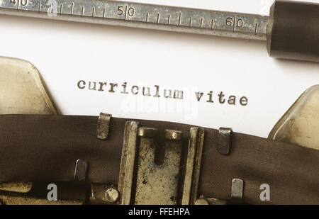 auf alten Schreibmaschine geschrieben Worte-Lebenslauf Stockfoto