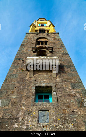 Uhrturm in Portmeirion ein Feriendorf in Gwynedd North Wales UK gebaut zwischen 1925 und 1975 von Clough Williams-Ellis Stockfoto