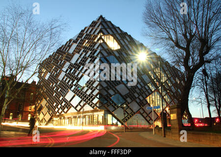 Die University of Sheffield Diamond Gebäude im Stadtzentrum von Sheffield, South Yorkshire England - 2016 Stockfoto