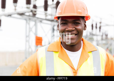 Porträt des Unternehmens-glücklich-Power-Worker hautnah Stockfoto