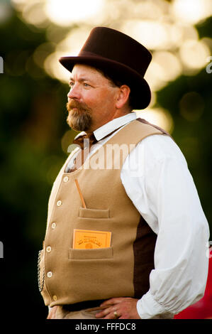 Baseball Reenactors neu ein altmodischer, Kreuzung des 20. Jahrhunderts Baseball Spiel Fort Vancouver, Washington Stockfoto