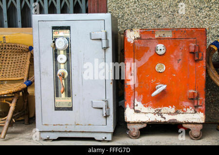 Alten Safe sitzen in den Straßen von Luang Prabang Stockfoto