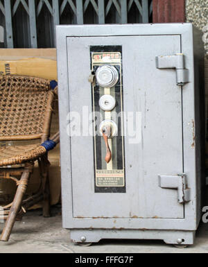 Alten Safe sitzen in den Straßen von Luang Prabang Stockfoto