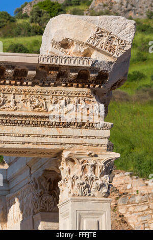 Tempel des Hadrian, Ruinen des antiken Ephesus, Selcuk, Provinz Izmir, Türkei Stockfoto