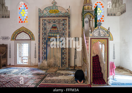 Mihrab und Minbar in berühmten Koski Mehmed Pascha-Moschee in der Stadt Mostar, Bosnien und Herzegowina Stockfoto