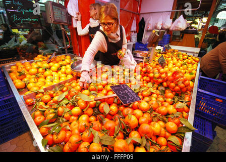 Orangen zum Verkauf an "Mercado Central" Valencia, Spanien Stockfoto