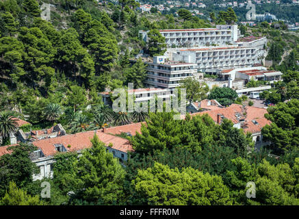 Verlassene Hotels (Grand und Goricina) in Kupari, touristischen Komplex zerstört während kroatischer Krieg von Unabhängigkeit (1991-1995) Stockfoto