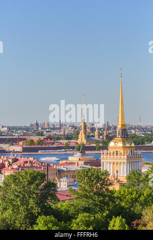 Admiralität Gebäude, Ansicht von der Kolonnade des St. Isaac's Kathedrale, Sankt Petersburg, Russland Stockfoto