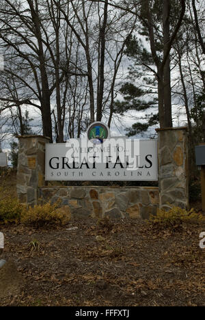 Willkommen Sie bei Great Falls South Carolina Schild USA Stockfoto