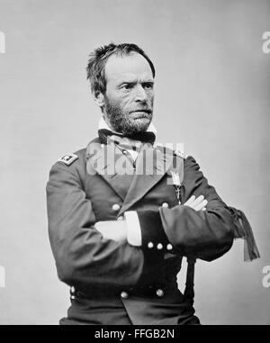 General Sherman. Portrait von General William Tecumseh Sherman, Kommandant in der Anschluß-Armee während des amerikanischen Bürgerkrieges, trägt eine schwarze Armbinde, die nach der Ermordung von Präsident Lincoln, Datum der Foto 1865 von Mathew Brady. Stockfoto