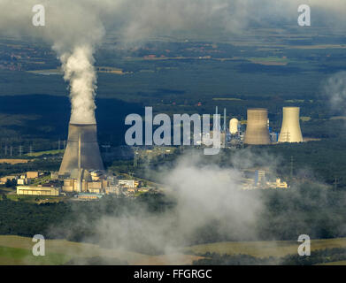 Luftbild, Kernkraftwerk Lingen, Lingen Kernkraftwerk mit Wolken, Kernkraftwerk Lingen, Kühlturm, Lingen, Emsland, Stockfoto