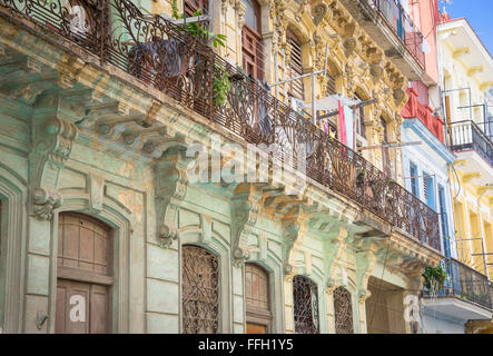 alte schöne Gebäude auf Alt-Havanna, Kuba Stockfoto