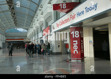 Birmingham, Vereinigtes Königreich. 14. Februar 2016. Sammler Spielwarenmesse wo Menschen Antike und neue Sammlerstücke Spielzeug kaufen können. Bildnachweis: Steven Reh/Alamy Live News Stockfoto