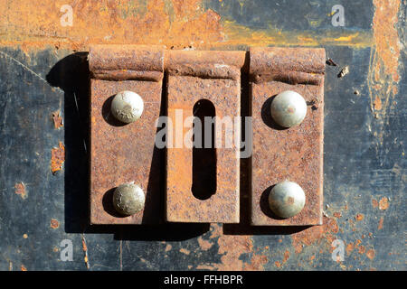 Rostiges Metall Scharniere Stockfoto