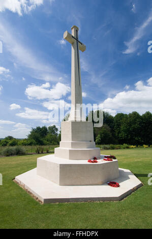 Das Kreuz des Opfers am Thiepval-Denkmal, das fehlt an der Somme, Frankreich Stockfoto