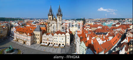 Prag touristische Blick auf die Stadt mit Hauptgebäude und square Stockfoto