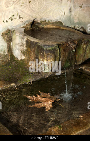 Griechenland, Kreta, Agios Antonios-Schlucht Bei Karines Südlich von Rethimnon, Brunnen in der Schlucht. Stockfoto