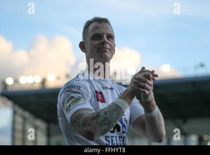 Wählen Sie Sicherheit Stadion, Widnes, UK 14. Februar 2016. Widnes Wikinger V Leeds Rhinos. Erste Programm Super League Runde 2 Kevin Brown von Widnes Viking feiert den Sieg über Leeds Rhinos Credit: Stephen Gaunt/Touchlinepics.com/Alamy Live News Stockfoto