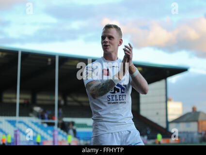 Wählen Sie Sicherheit Stadion, Widnes, UK 14. Februar 2016. Widnes Wikinger V Leeds Rhinos. Erste Programm Super League Runde 2 Kevin Brown von Widnes Viking feiert den Sieg über Leeds Rhinos Credit: Stephen Gaunt/Touchlinepics.com/Alamy Live News Stockfoto